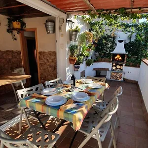 https://atico-terraza-barbacoa-park-guell-apartamento.catalonia-hotels.com